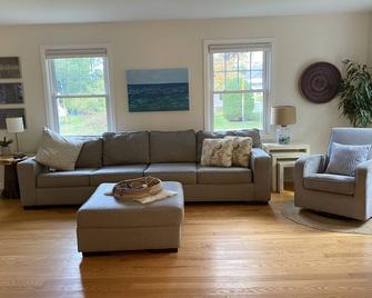 Lake Superior Living - Marquette - Living room