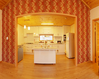 Danyang Liberty Pension - Danyang - Kitchen