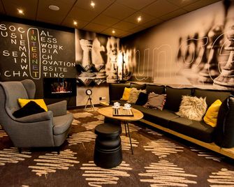 ibis Poznan Stare Miasto - Poznań - Lounge