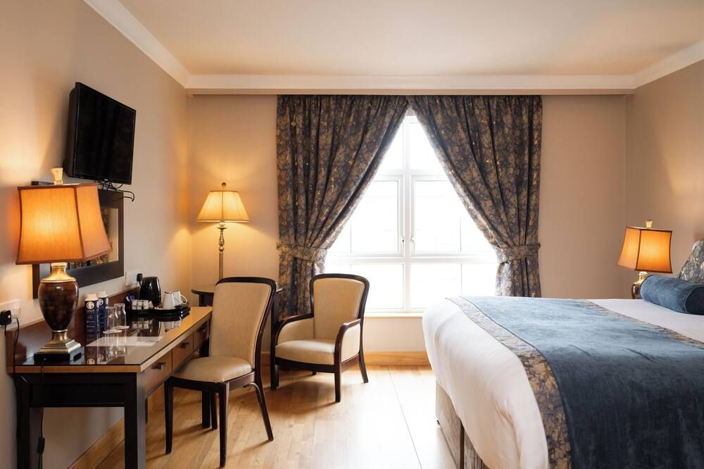 The Villa Rose Hotel & V-Spa