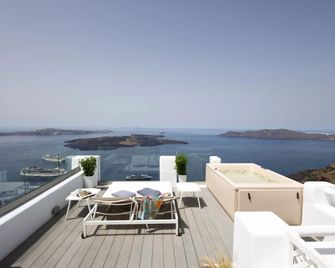 Aeifos Boutique Hotel - Imerovigli - Balkón