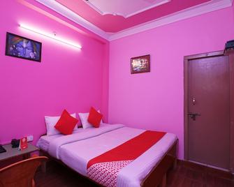 OYO 22960 Hotel Riya Residency - Barkot - Bedroom