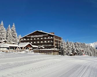 Hôtel Courcheneige - Courchevel - Edificio