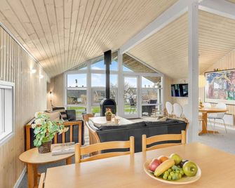 Cozy Home In Faaborg With Sauna - Faaborg