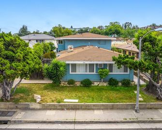 Bright & Cozy Getaway-10min to Downtown LA - Alhambra - Edifício