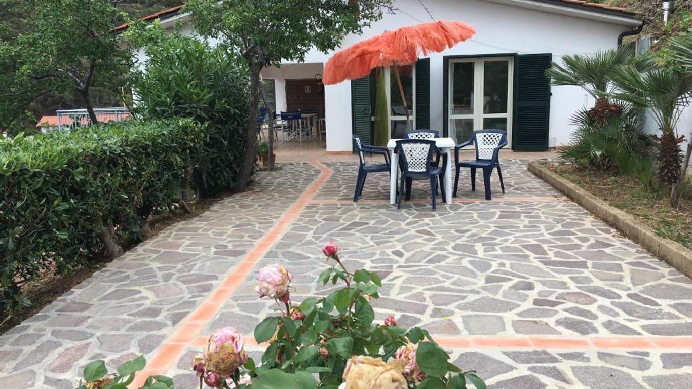 Mandel Residence by Mandel Club