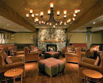 DoubleTree by Hilton Hotel Chicago - Arlington Heights - Arlington Heights - Lounge