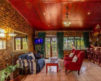 La Mer Lodge - Richards Bay - Sala de estar