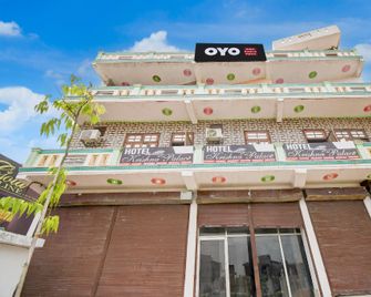 Hotel O krishna place - Etāwah - Building