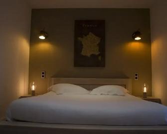 Aux Platanes - Poligny - Chambre