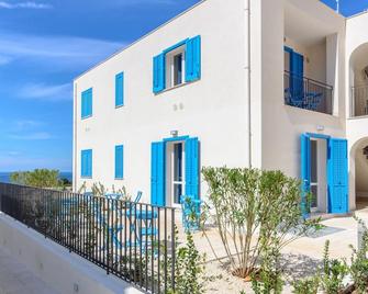 Residence Cala Azzurra - Macari - Edificio