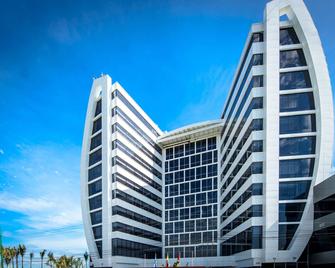 Wyndham Manta Sail Plaza Hotel & Convention Center - Manta - Edificio