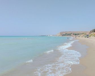 Villa Rosy - Butera - Beach