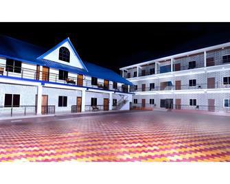Tesco Resort - Golāghāt - Building