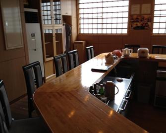 Hirosaki Ekimae Hotel - Хіросакі - Їдальня