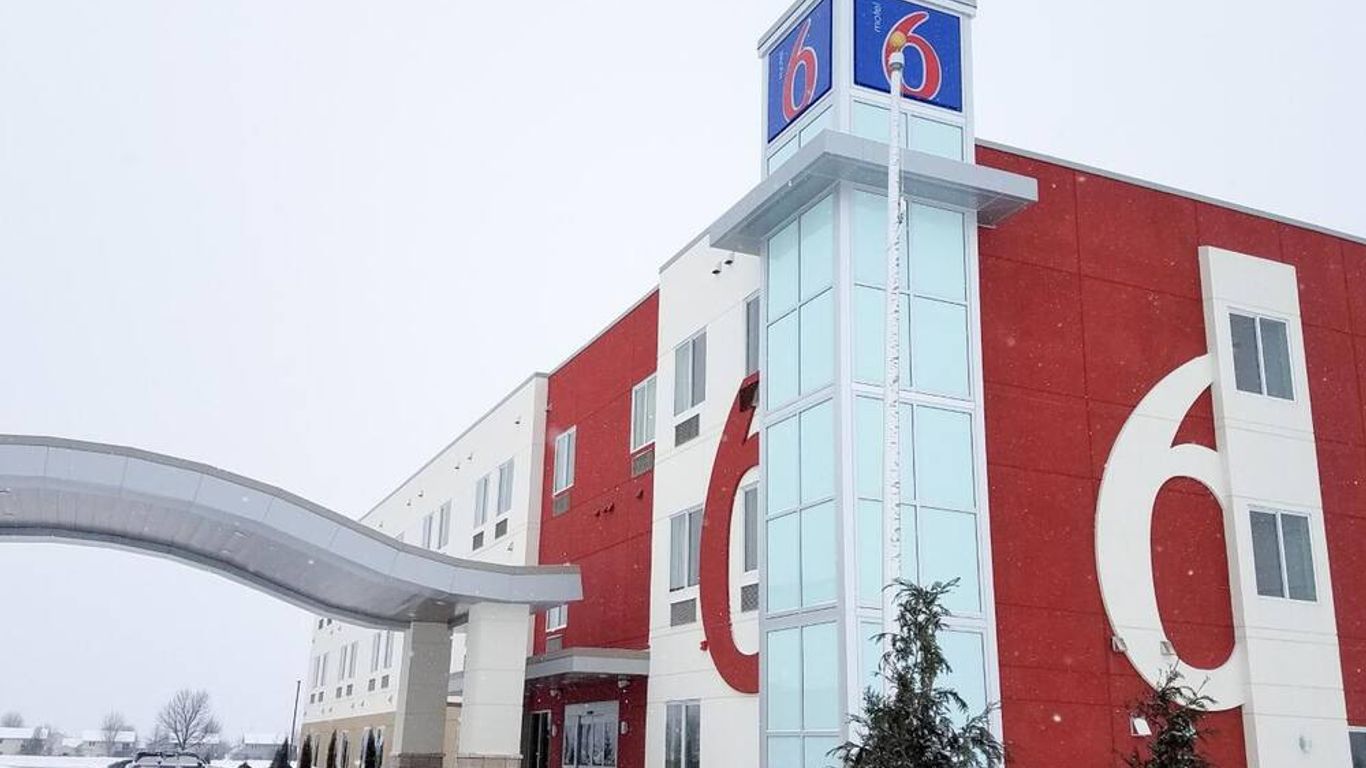 Motel 6 Mankato. Mn