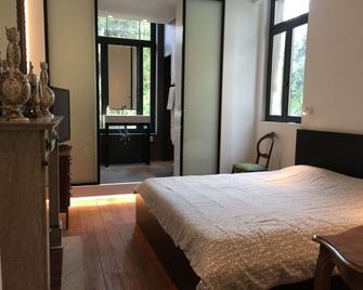 Albert Molière - Bruxelles - Chambre