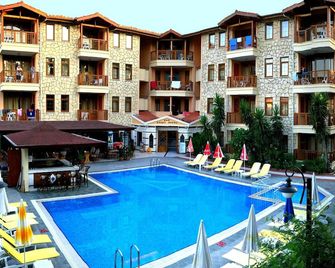 Nar Apart Hotel - Side - Pool
