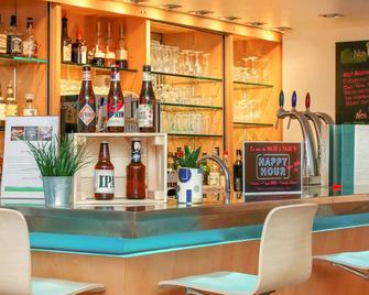 Novotel Poissy Orgeval - Orgeval - Bar