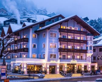 Hotel Genziana - Ortisei - Building