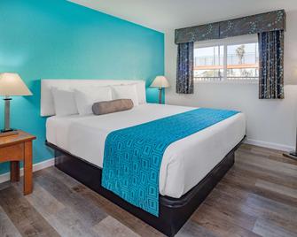 Howard Johnson Suites by Wyndham San Diego Chula Vista BayFront - Chula Vista - Habitación