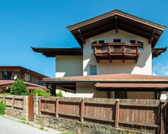 Apartment near Gondola in Tyrol - Westendorf - Bygning
