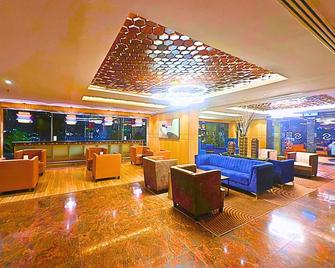 Hotel Shangri-La Kota Kinabalu - קוטה קינבאלו - לובי