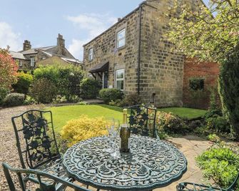1 The Old Chapel - Otley - Patio