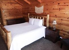 Bryce Valley Lodging - Tropic - Schlafzimmer