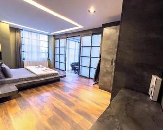 101- Garden, Jacuzzi, Spacious, Luxury House - Ankara - Slaapkamer