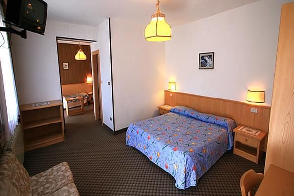 Hotel Miramonti - ויגו די פאסה - חדר שינה