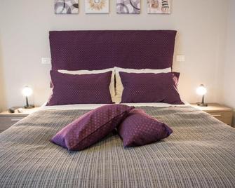 Gagliardi House - Torre Gaia - Bedroom