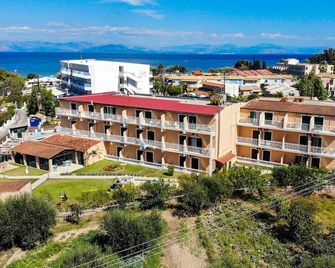 Seabird Hotel - Moraitika - Building