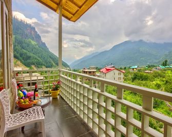 La Aero Resort Home in Snow Mountains - Manali - Parveke