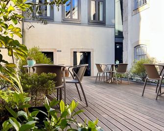Casa dos Lóios by Shiadu - Porto - Patio