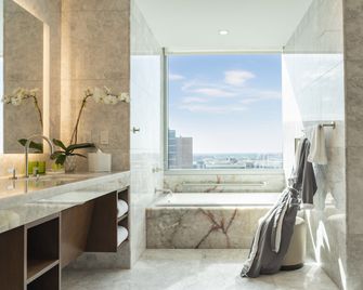 Intercontinental Hotels Houston By IHG - Houston - Edificio