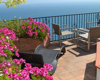 Villa 6/7 People Exceptional Sea View With Private Pool - Salobreña - Balcón