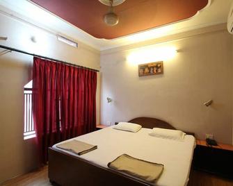 Hotel Ajay International - Agra - Ložnice