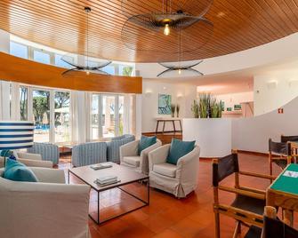 Apartamentos Turisticos Pinhal Da Marina - Vilamoura - Lounge