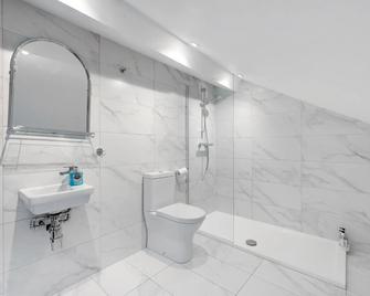 Lock and Key Boutique Hotel - Duke Street - Liverpool - Bathroom
