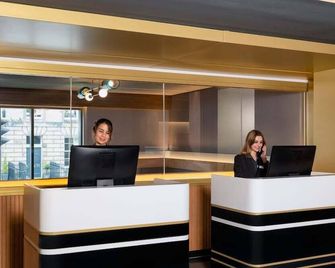 YOTEL Edinburgh, Select by Hilton - Edimburgo