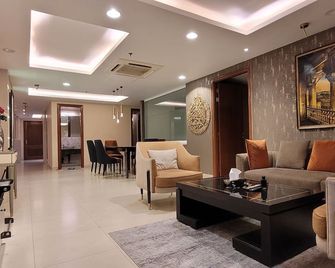 Goldcrest Apartments - Lahore