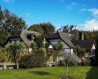 Tudor Lodge - Wicklow - Building