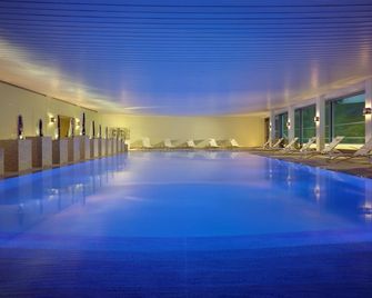 Coworth Park - Ascot - Piscine