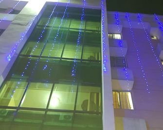 The Salvation Army Red Shield Guest House - Hostel - Kolkata - Building