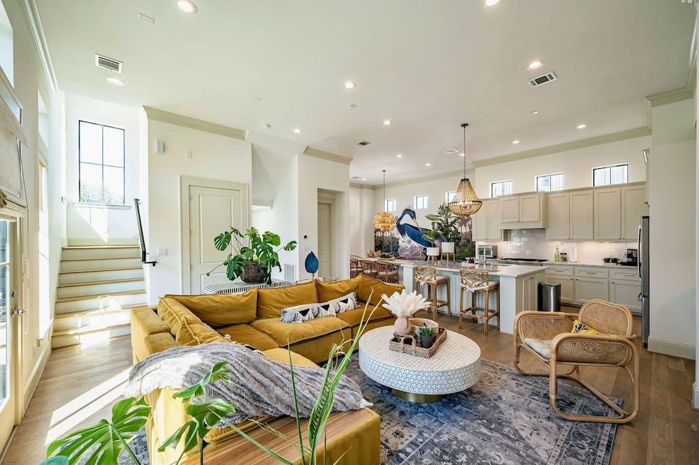 Boheme Haus · Award-Winning Designer Luxury for 12 · Montrose · 3200sqft - Houston - Sala de estar