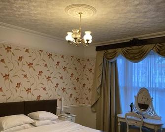 The Croft Guest House - สแตรทฟอร์ด-อัพพอน-เอวอน - ห้องนอน