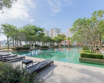 Straits Quay Waterside Suite Penang - Tanjung Tokong - Basen