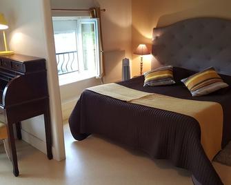 Au Faisan Doré - Neuville-sur-Ain - Bedroom
