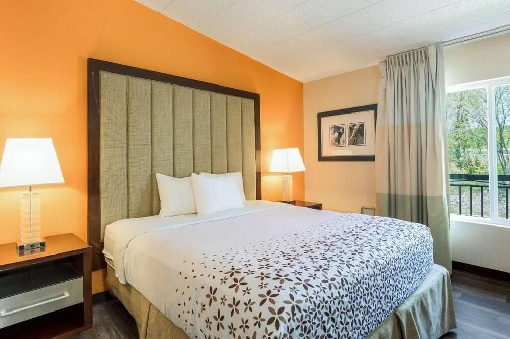 Fairmount Inn & Suites - Stroudsburg, Poconos - Delaware Water Gap - Habitación